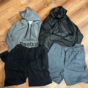 Reebok Hoodies & Joggers Sz Large